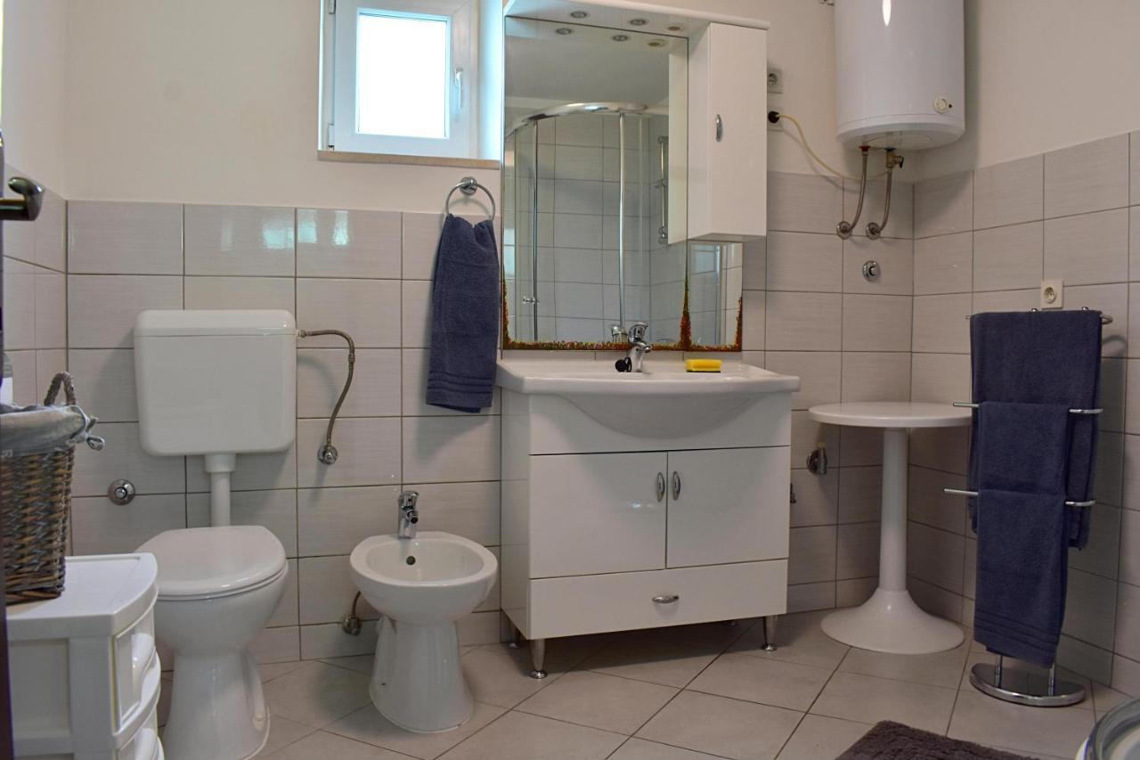 Irma Apartman Podstrana Kültér fotó
