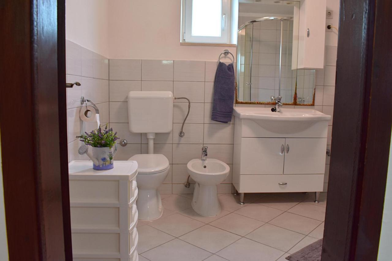 Irma Apartman Podstrana Kültér fotó