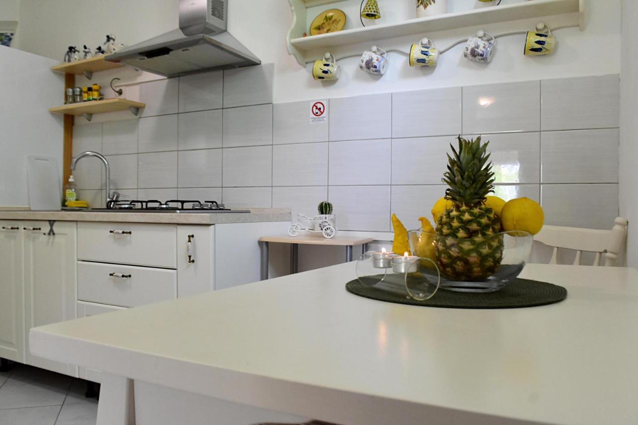 Irma Apartman Podstrana Kültér fotó