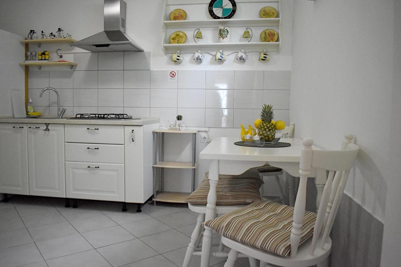 Irma Apartman Podstrana Kültér fotó